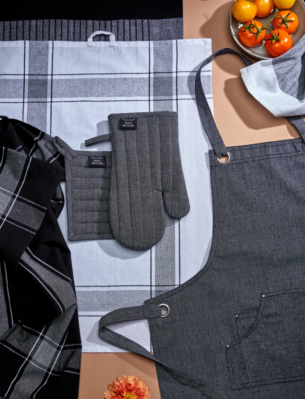 Noble House - PAN HOLDER 2-P RONJA RECYCLED - weihnachtstextilien - black - 1