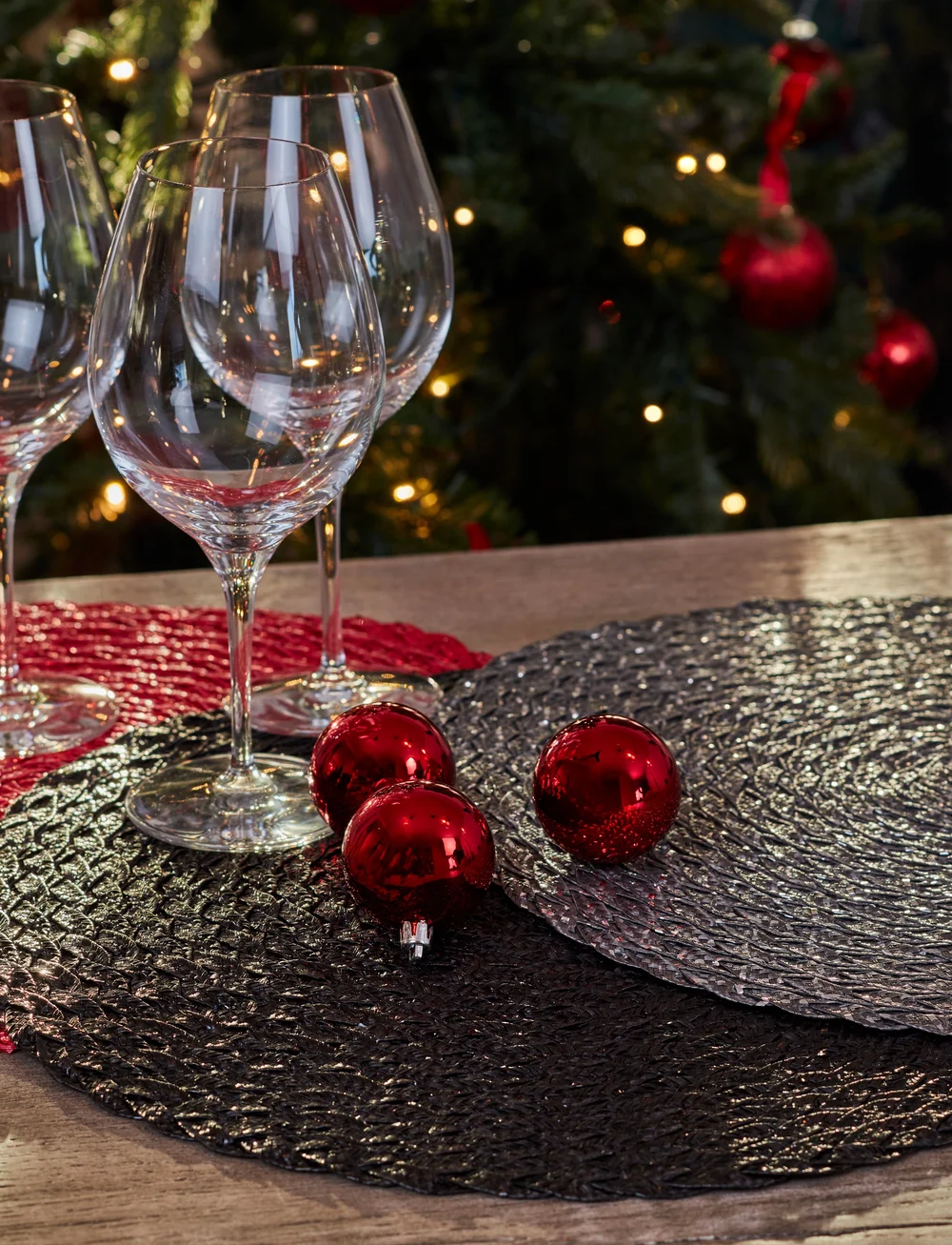 Noble House - PLACE MAT TELLUS METALLIC 2-P - taldrikualused - black - 1
