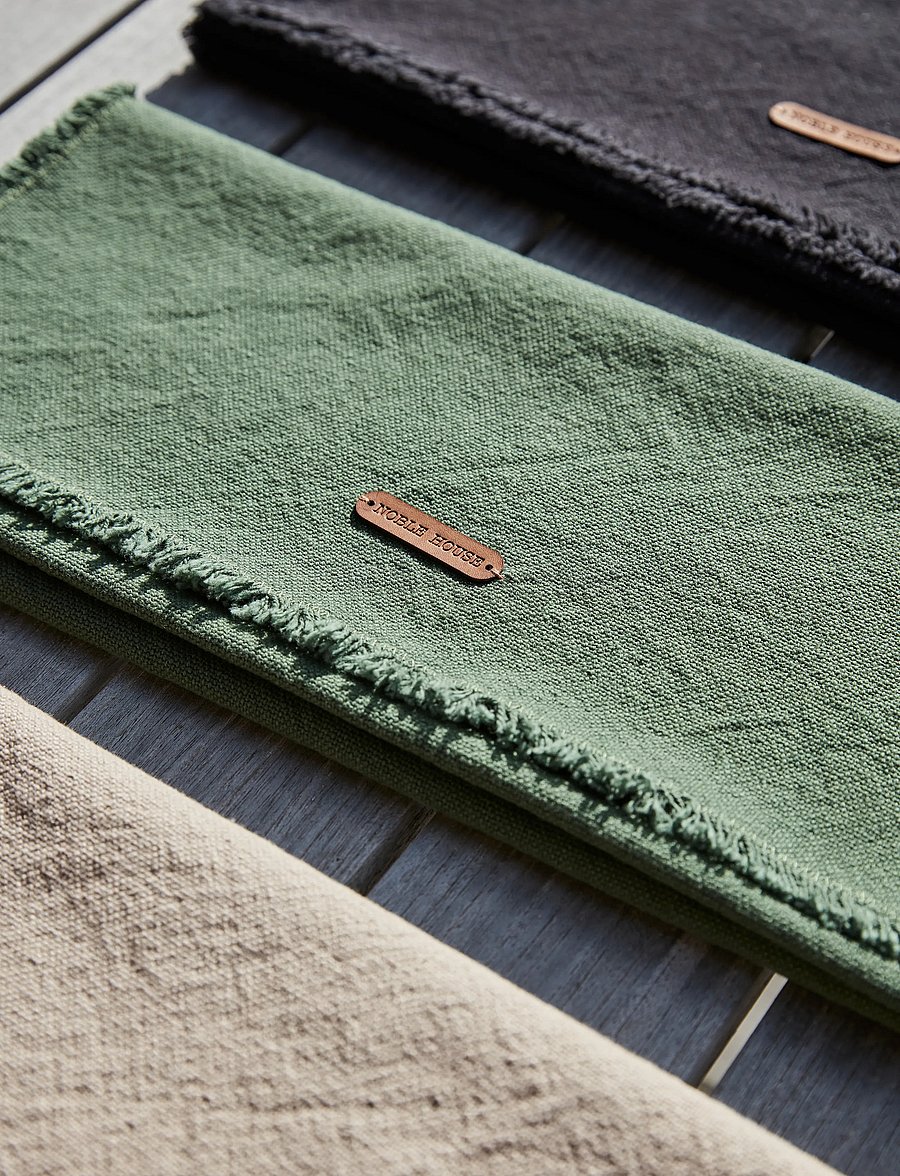 Noble House - RUNNER ANDERS 40X140 CM - die niedrigsten preise - d.green - 2