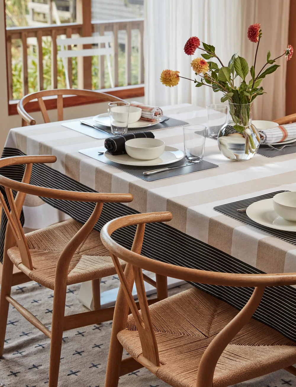 Noble House - CLOTH STRIPE 140 X 310 CM GRS - nappes et chemins de table - beige - 1