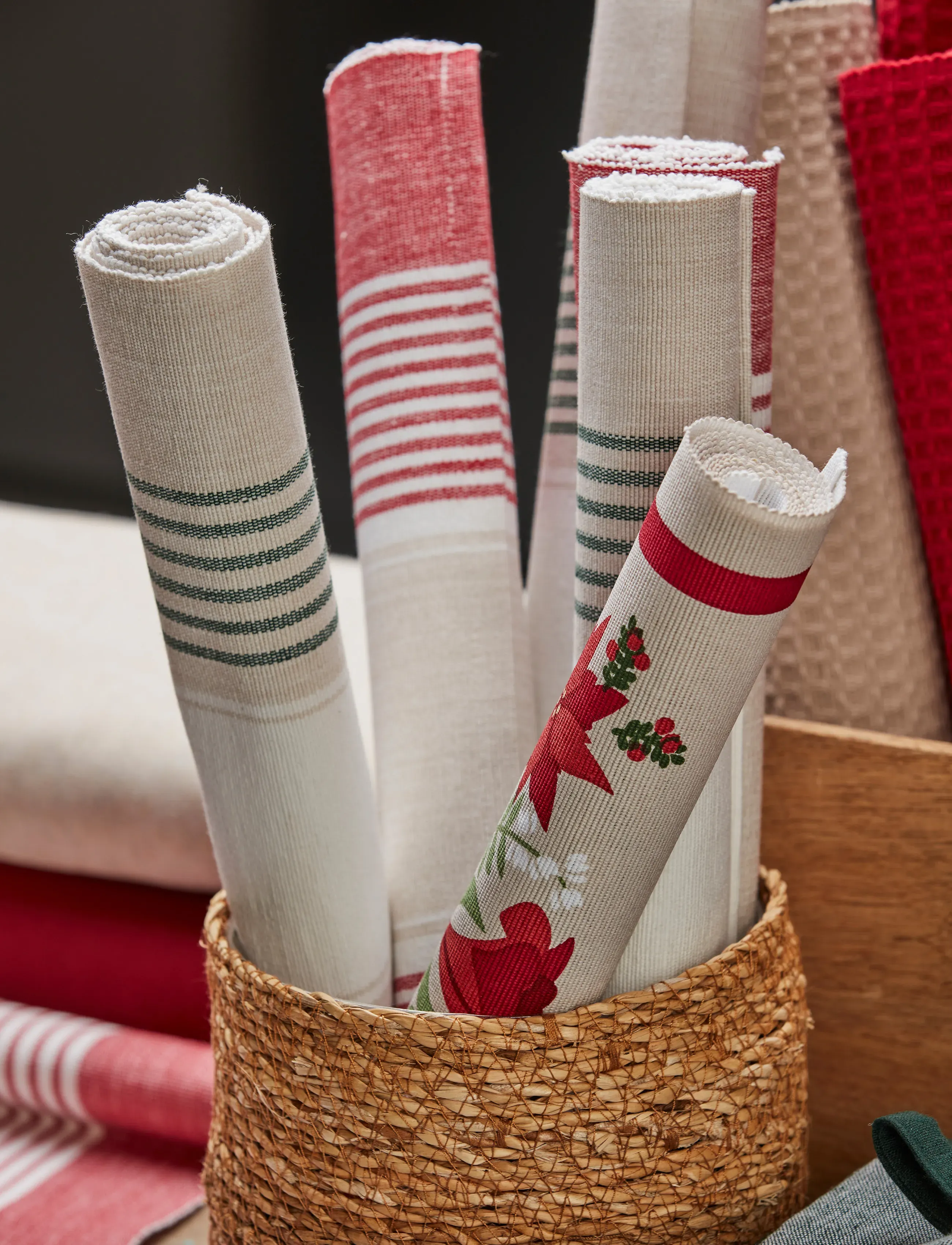 Noble House Tallerkenunderlag X-Mas Rød 30X45, 30X45 cm, Tableware, Rot - Placemats, Homeware