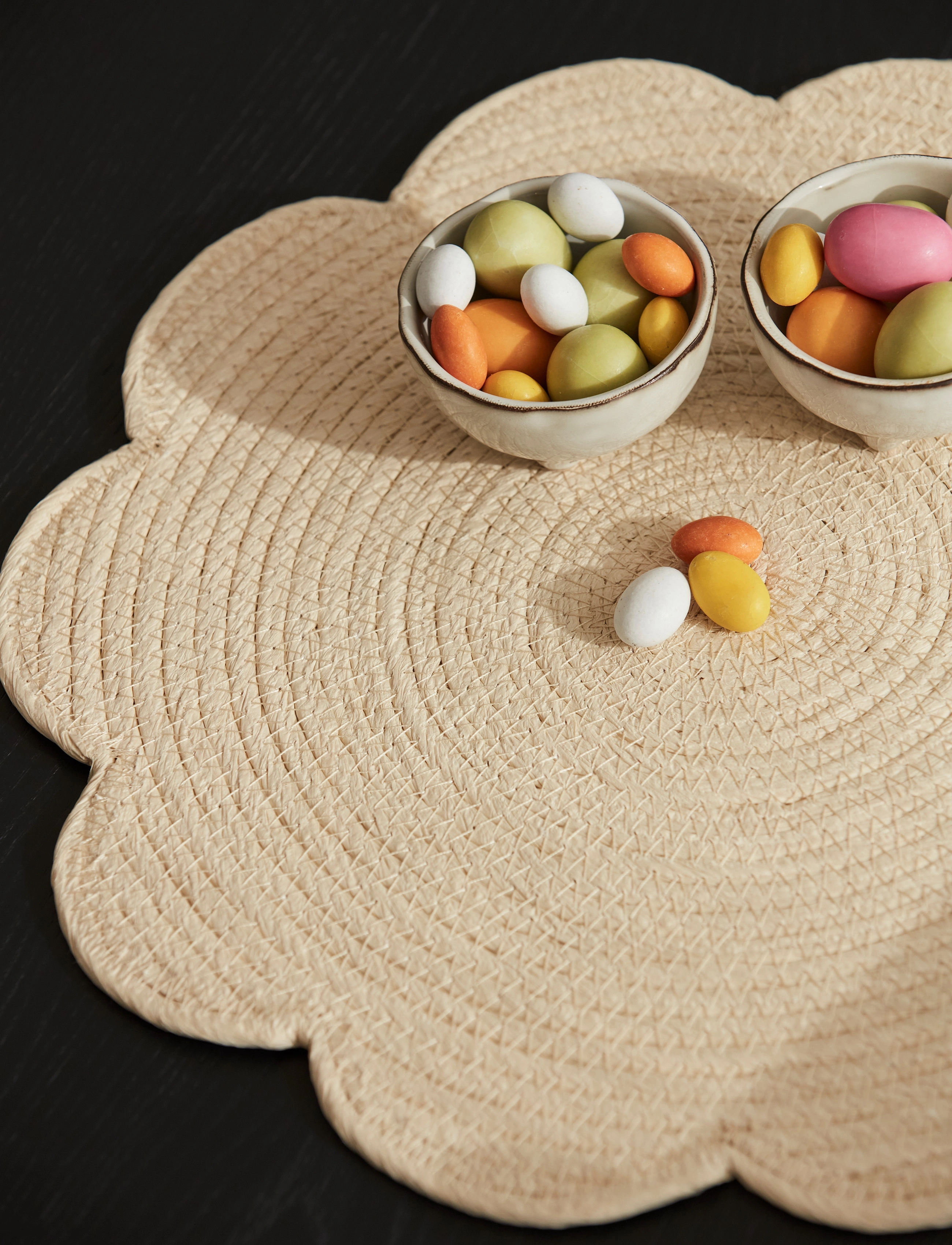 Noble House Tallerkenunderlag Flower L.beige 10X10, 10X10 cm, Beige, Tableware > Placemats, Unisex