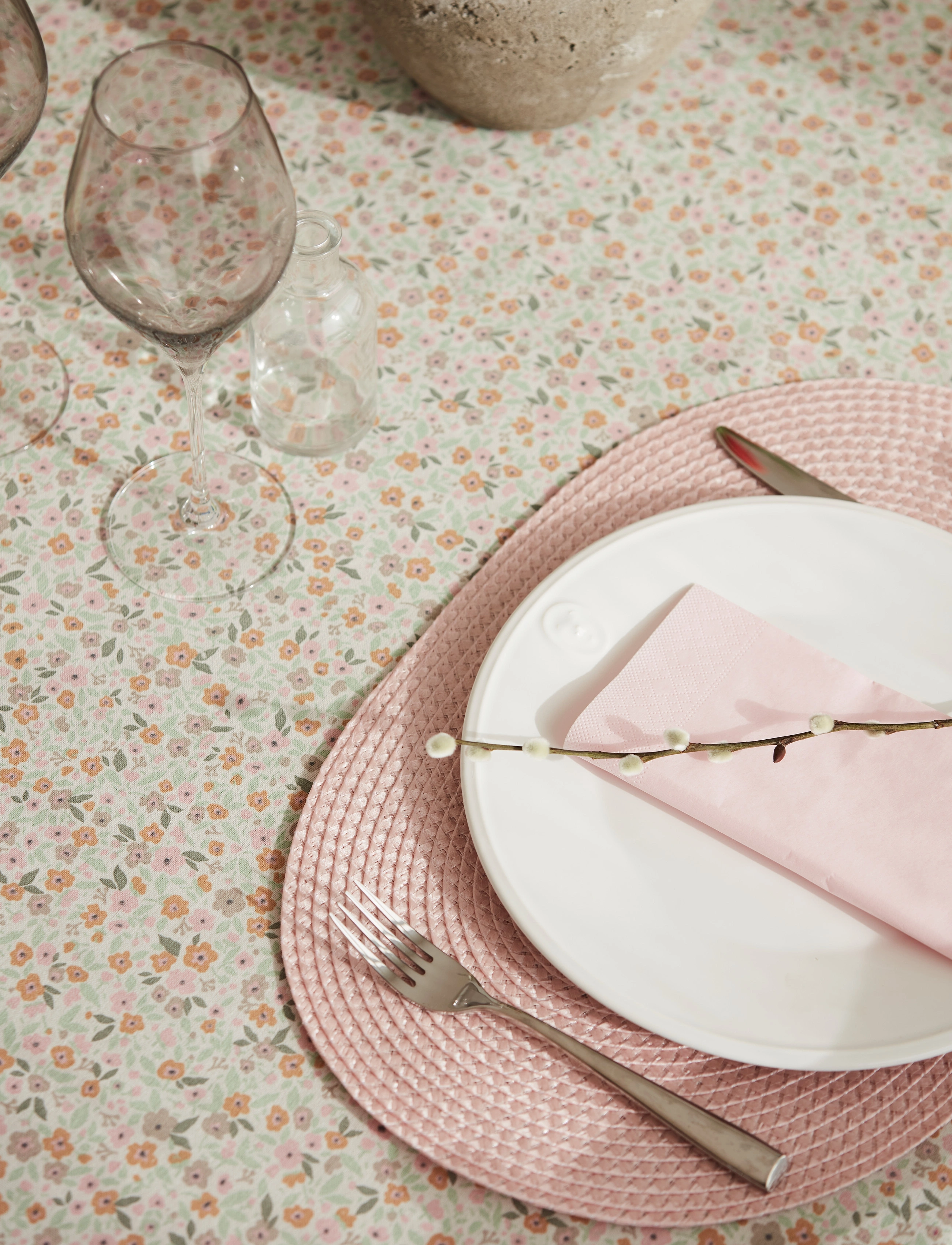 Noble House Tallerkenunderlag Olga Grå 30X45, 30X45 cm, Tableware, Rosa - Placemats, Homeware