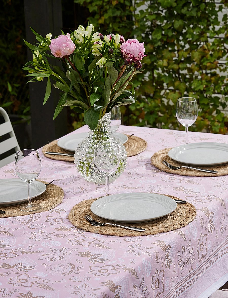 Noble House - CLOTH EMMA 140 X 240CM GRS - duge & bordløbere - pink - 0