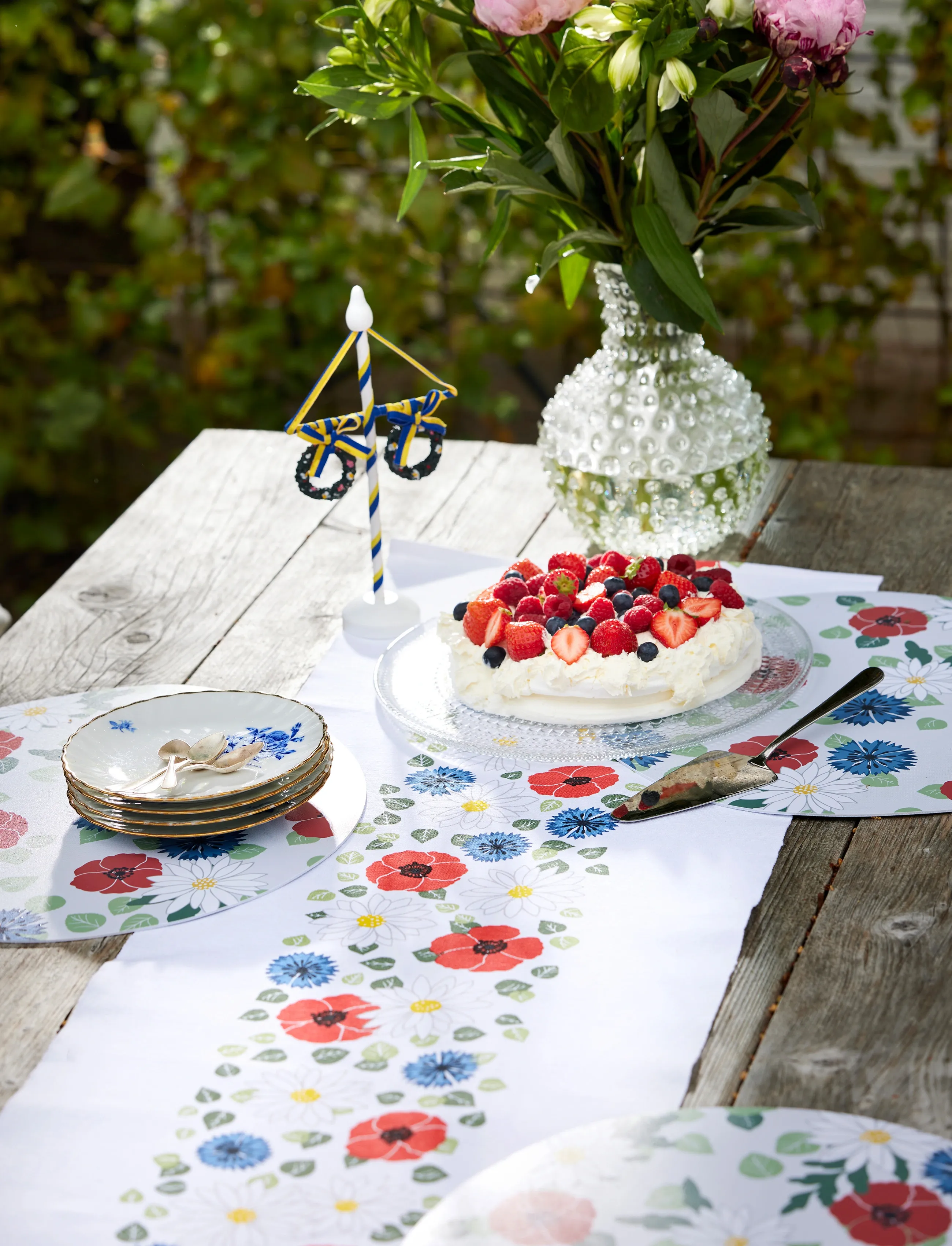 Noble House Løber Midsommer 35X110, 35X110 cm, Kitchen Textiles, Weiß - Tablecloths & Table Runners, Homeware