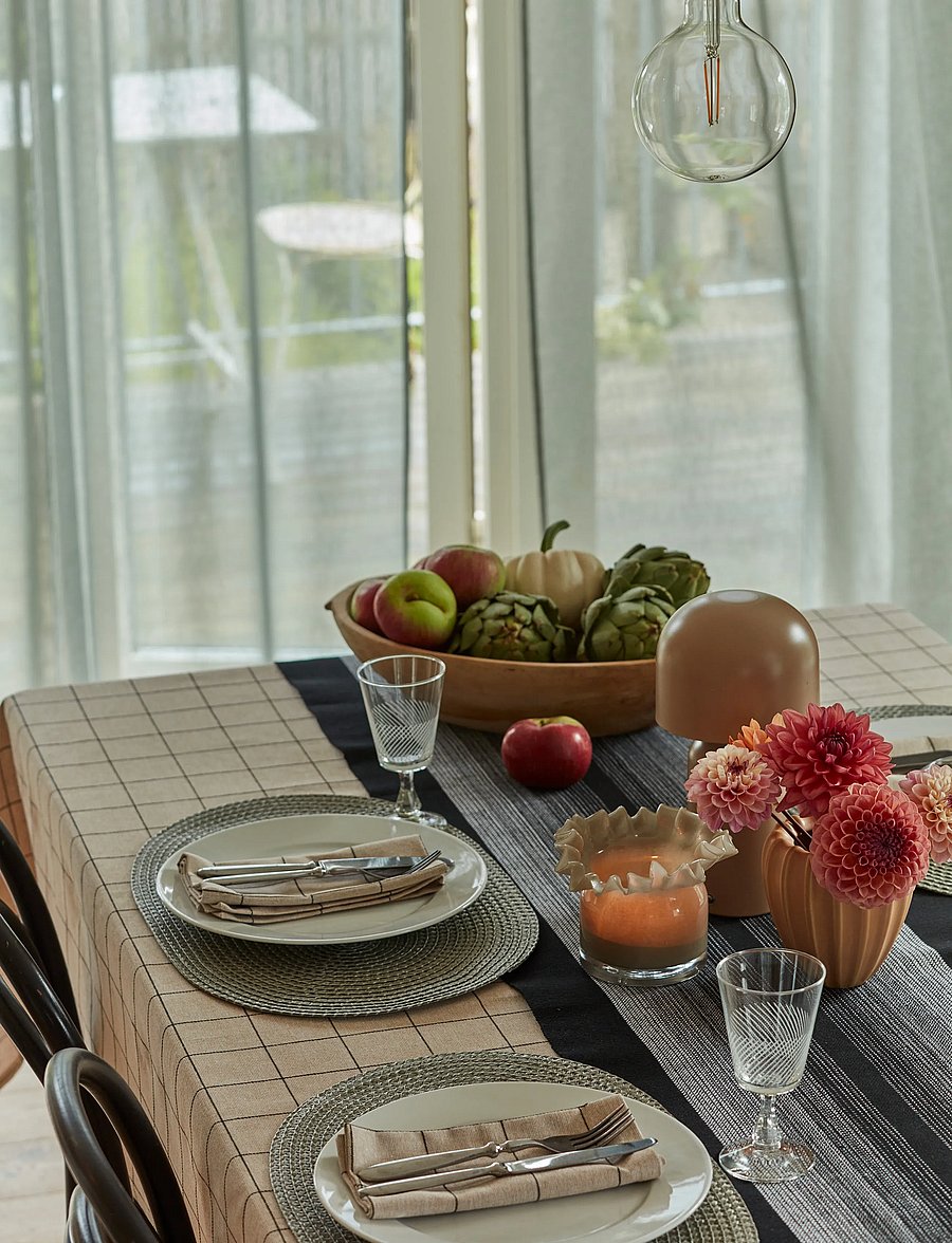 Noble House - RUNNER SHADE BLACK 35x110 - tischdecken & tischläufer - black - 0