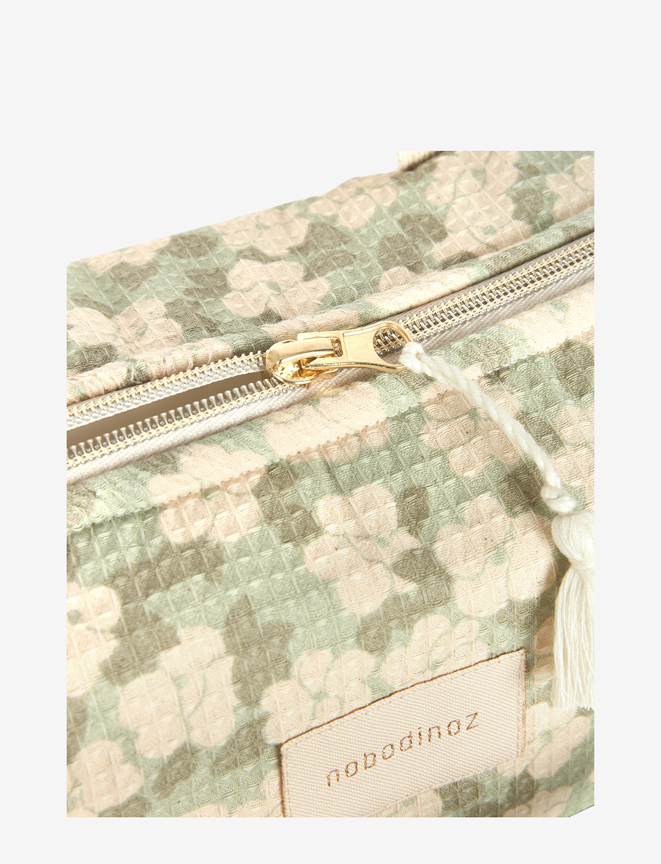NOBODINOZ - Waterproof changing bag Gala Opera - skötväskor - green sakura - 4