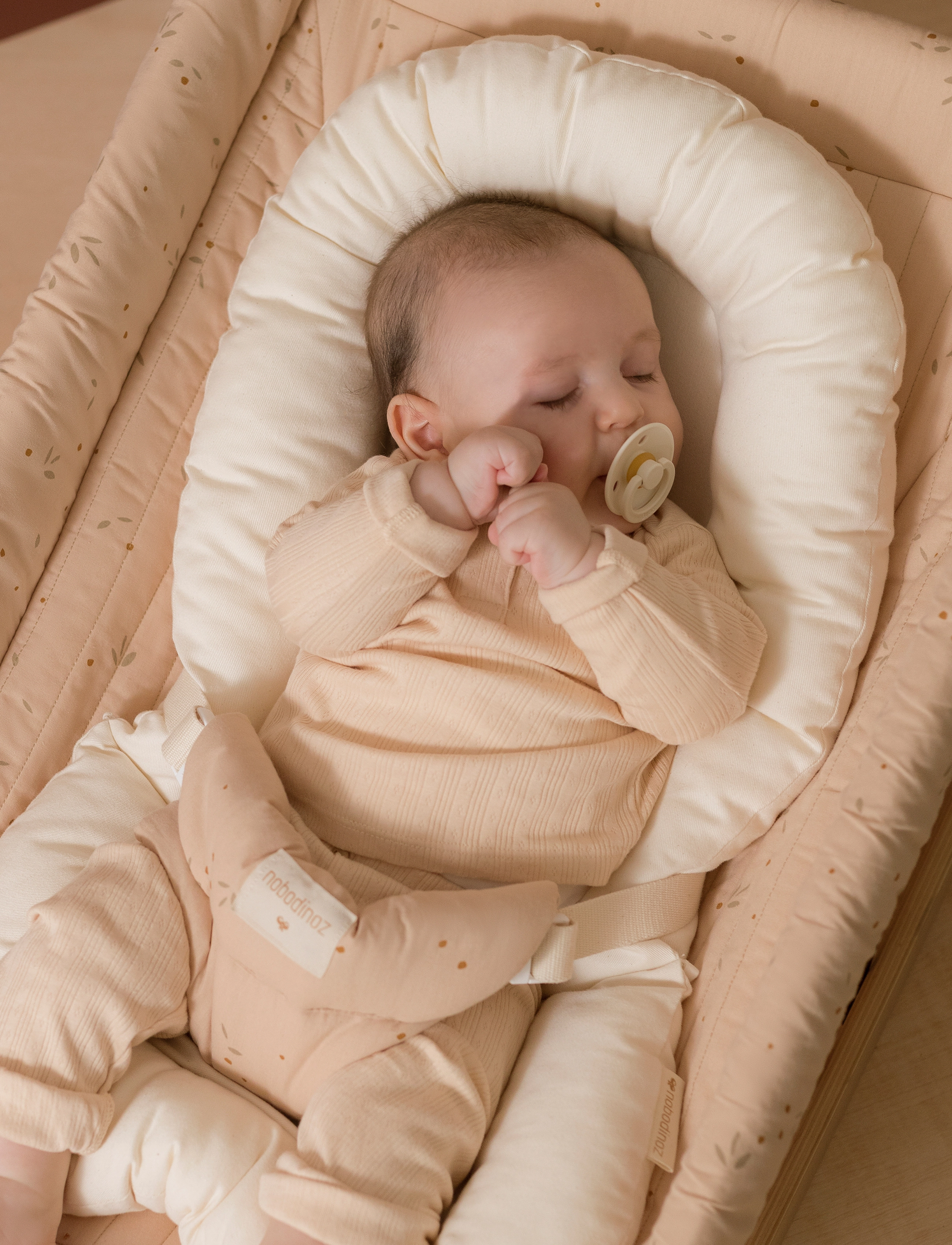 NOBODINOZ Growing Green New Born Twill Bouncer Cushion 37X70X6, One Size, Kids Decor, Creme - Cushions, Kinder