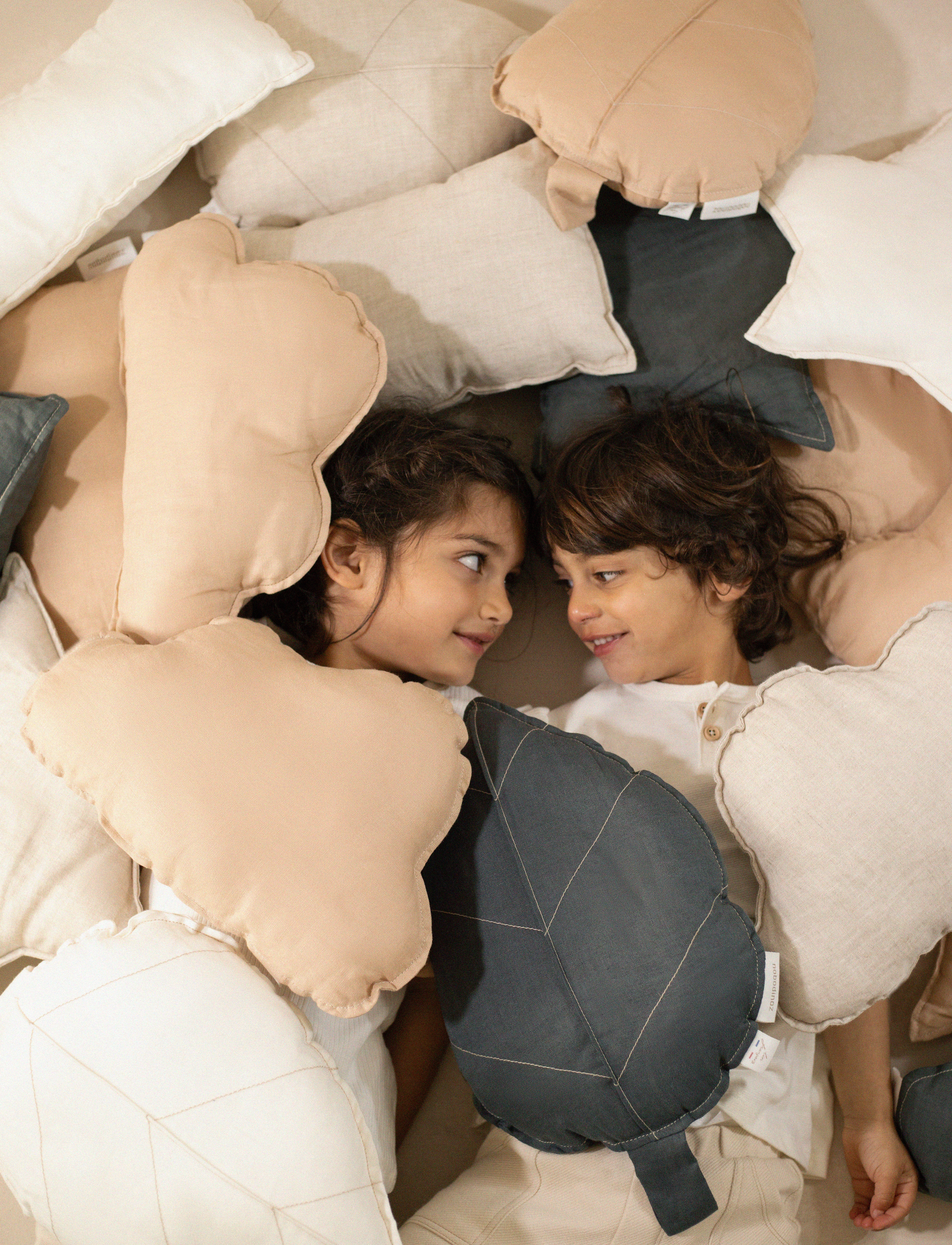 NOBODINOZ Lin Français Cloud Cushion 24X38, One Size, Kids Decor, Beige - Cushions, Kinder