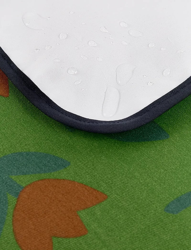 NOBODINOZ - HYDE PARK WATERPROOF CHANGING PAD 50X70 - mähkimispadjad - green tulips - 2