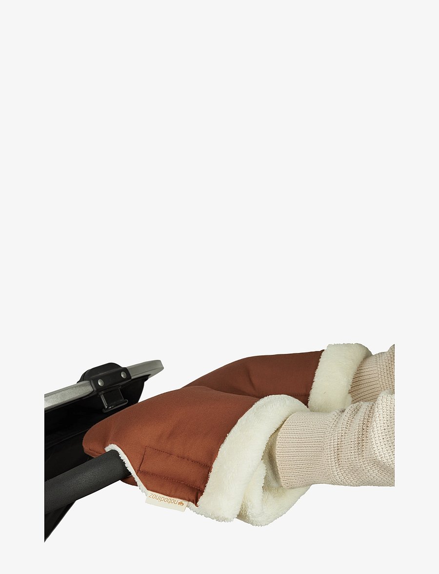 NOBODINOZ - HYDE PARK STROLLER MITTENS 18X30 - barnevognshandsker - brick brown - 1