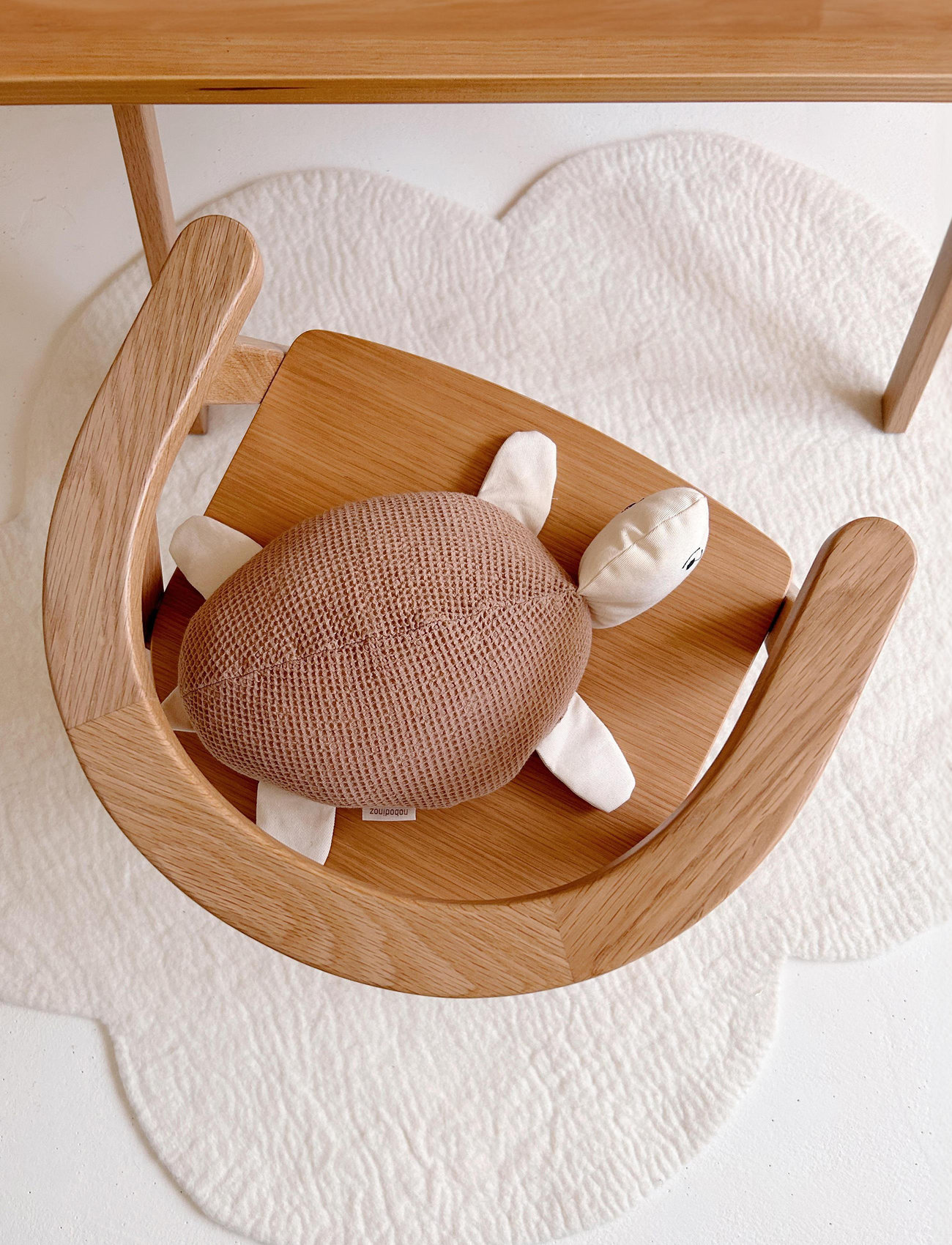 NOBODINOZ - WABI SABI TURTLE CUSHION 30X20X10 - pehmed loomad - sesame - 1