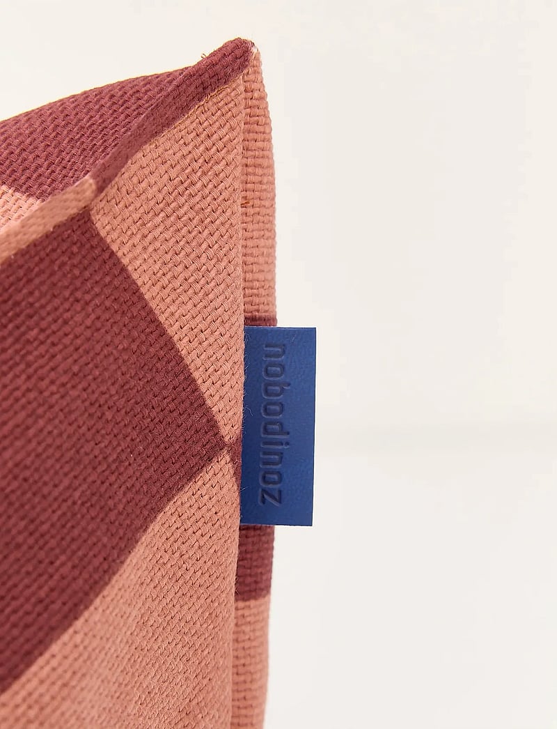 NOBODINOZ - Armchair beanbag - kid size - Vibes - toolid - maroon tiles - 3