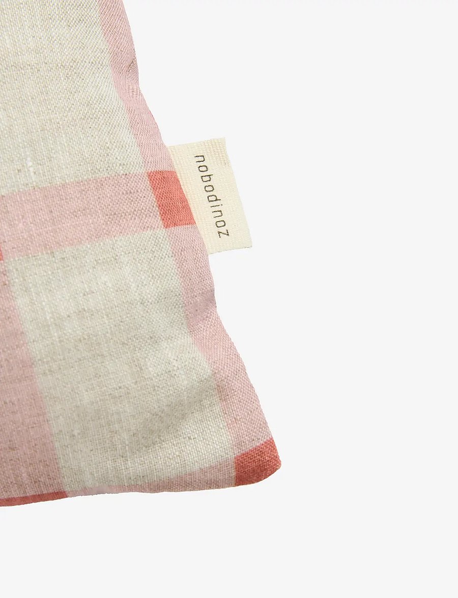 NOBODINOZ - VIBES RECT. CUSHION LINEN 44X25 M - ilupadjad - pink windowpane tulips - 2