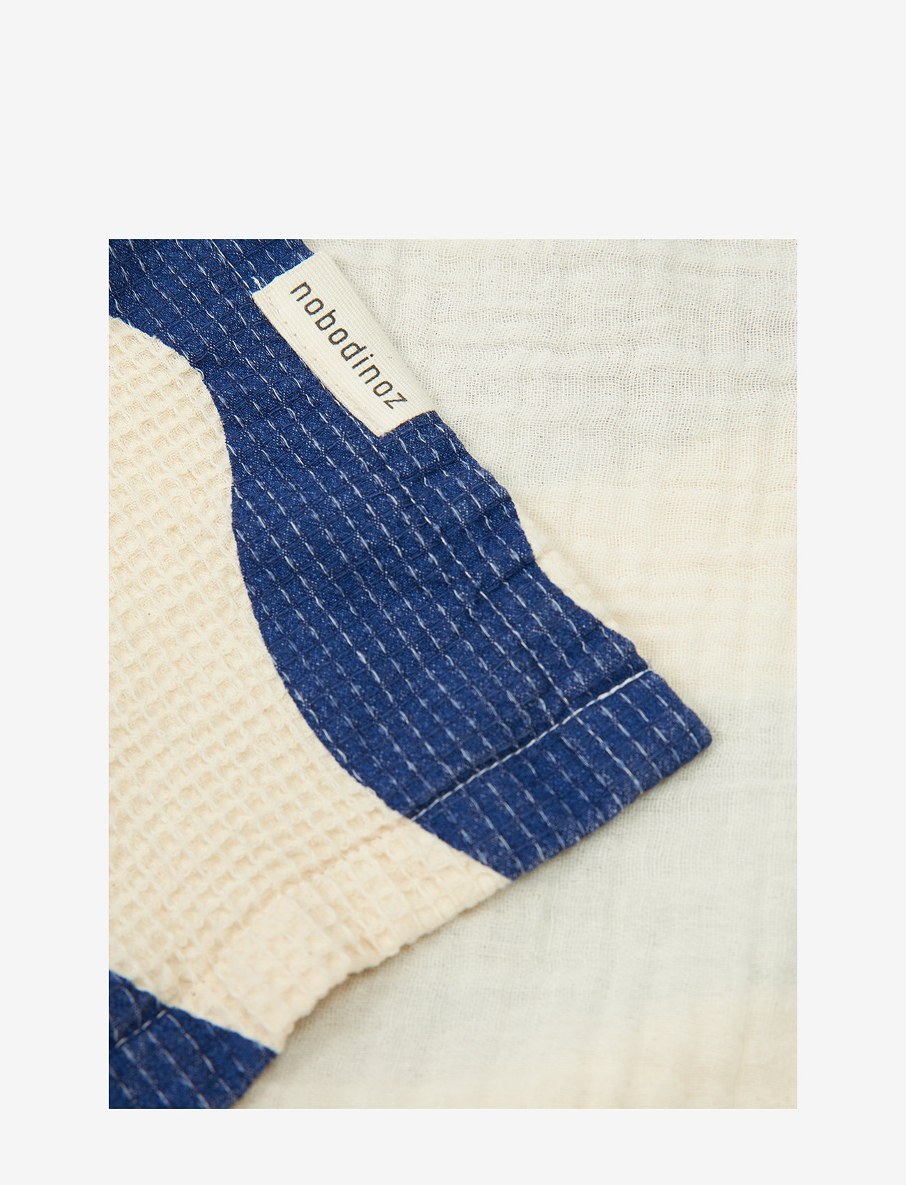 NOBODINOZ - PORTOFINO PONCHO 6-9Y MUSLIN LINING - badekåber - blue waves waffle - 4