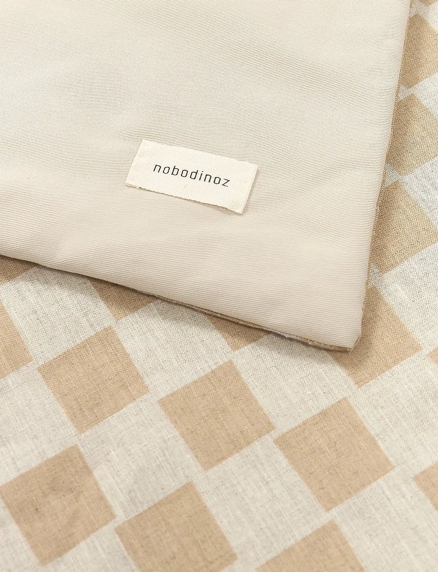 NOBODINOZ - VIBES QUILT IN FRENCH LINEN 115X145 - decken - mustard - 5