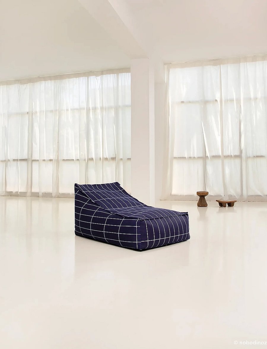 NOBODINOZ - Long beanbag - adult size - Vibes - puffer og lænestole - navy blue grid - 0