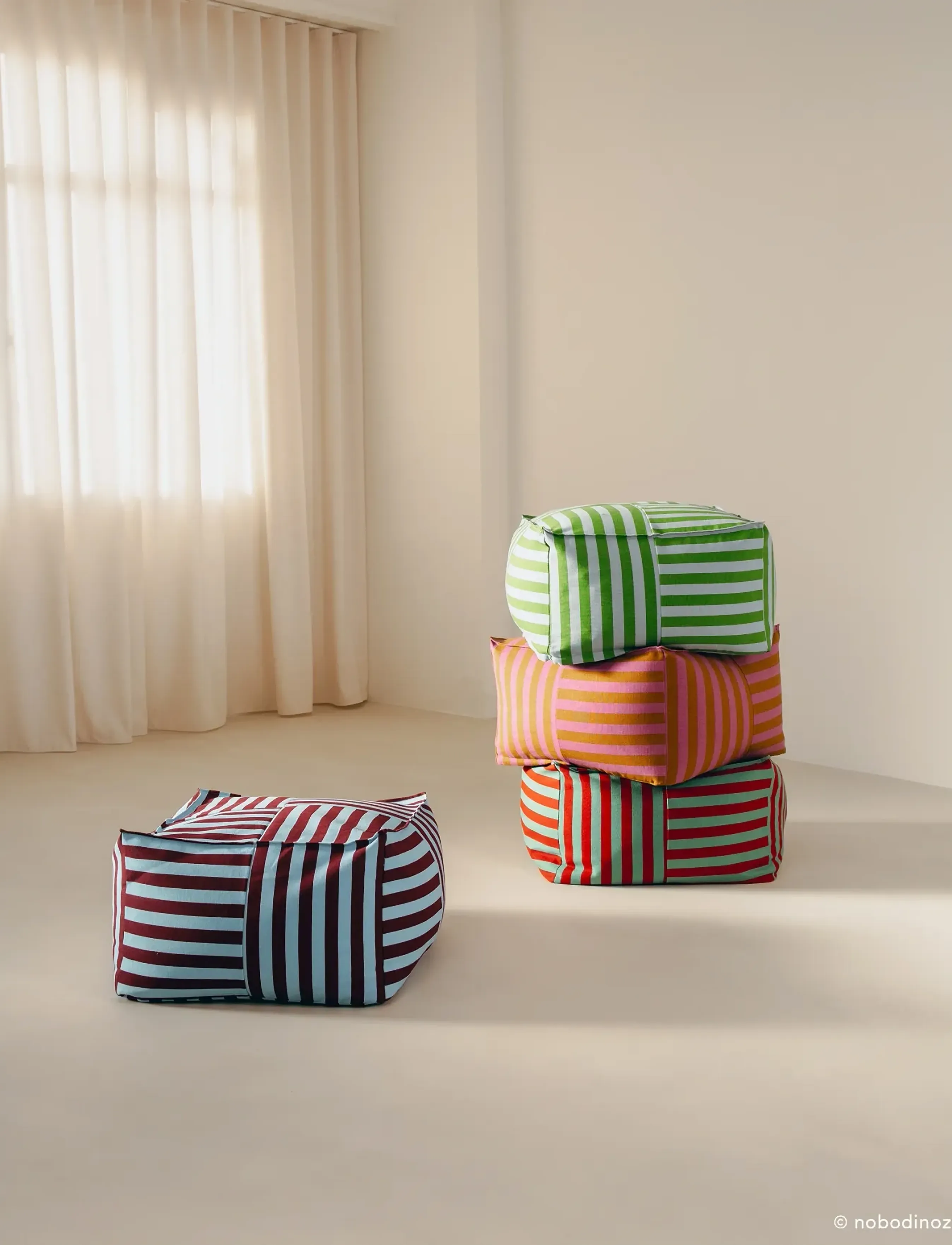 NOBODINOZ Ottoman Beanbag Adult Size Otto, One Size, Furniture, Blau - Pouffes, Kinder