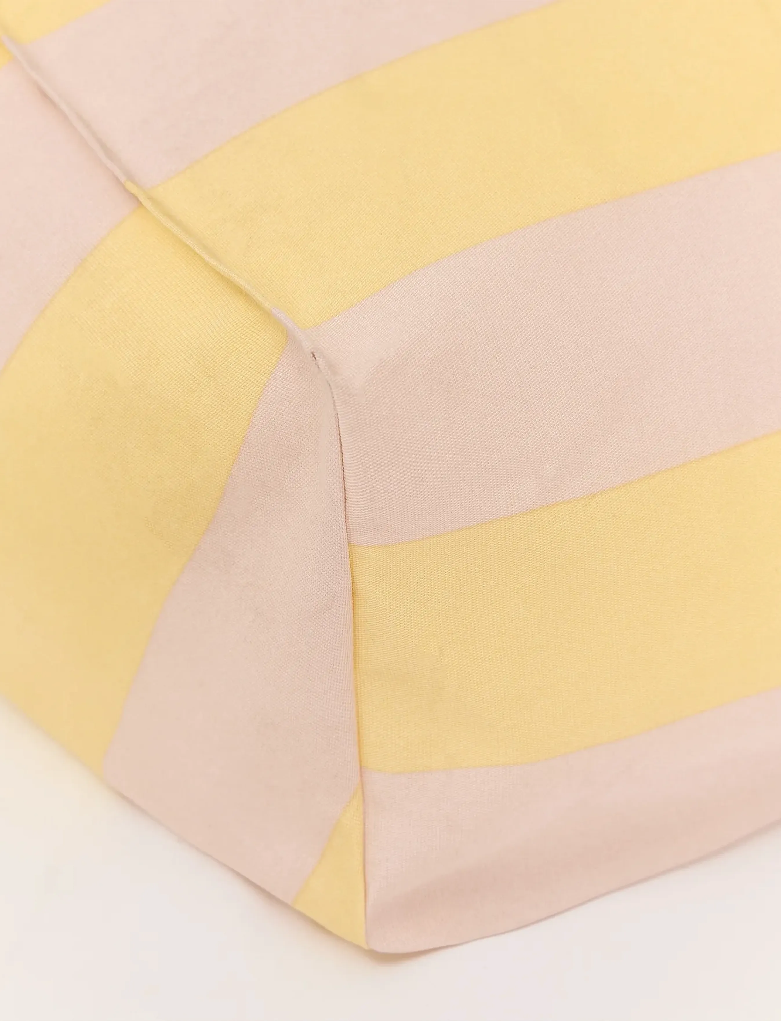 NOBODINOZ - Outdoor armchair beanbag - kid size - Vibes - havemøbler - yellow pink stripes - 5
