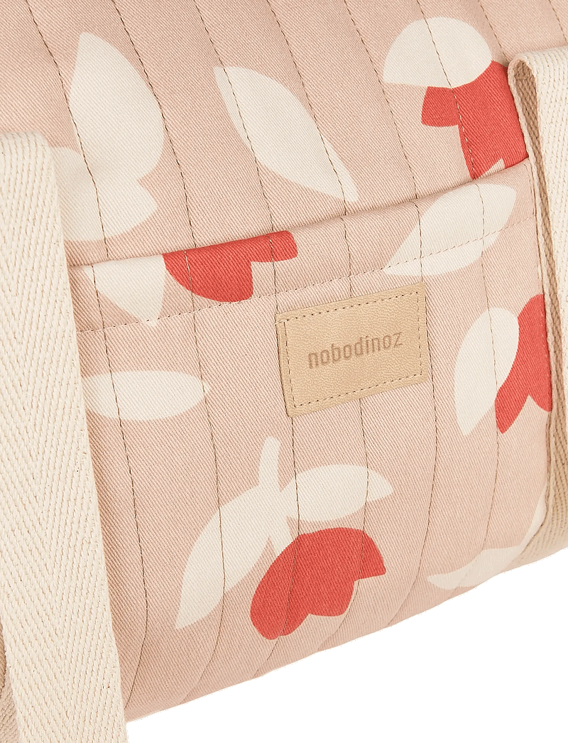 NOBODINOZ - Weekend bag Hyde Park - wickeltaschen - red tulips - 5