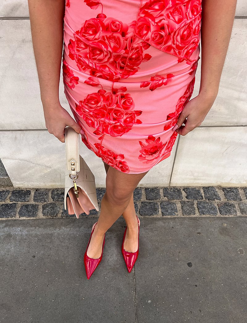 Noella - Sutton Short Dress - etuikleider - rose print - 0