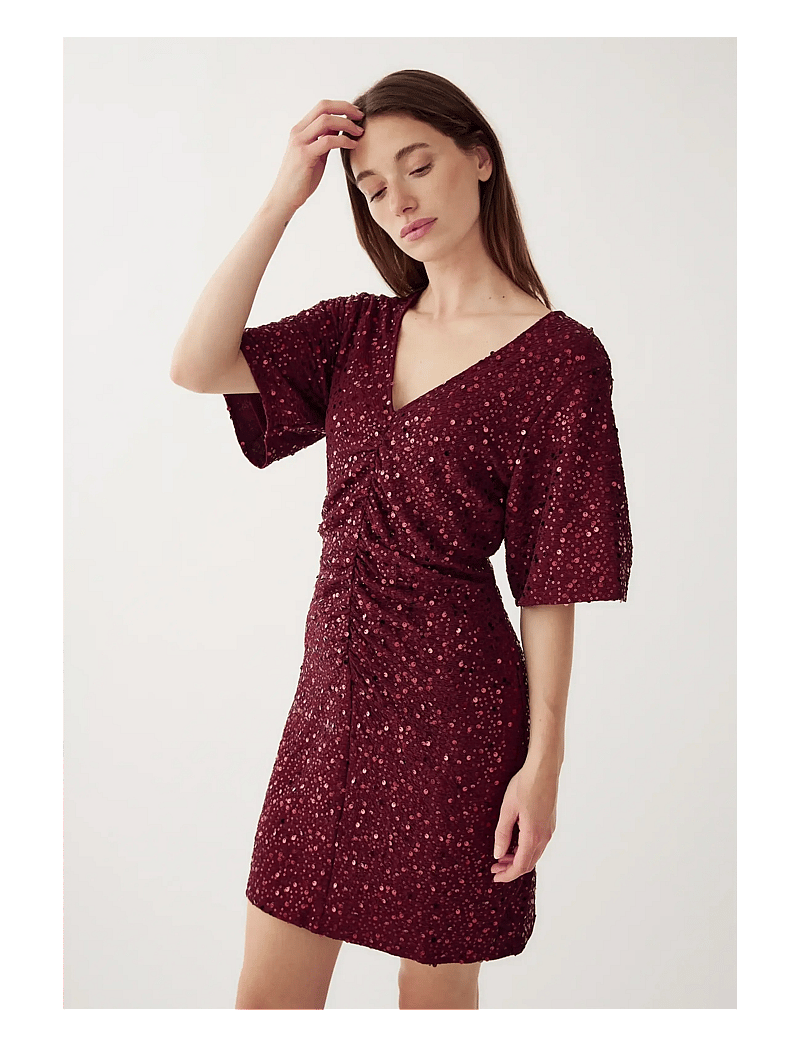 Noella - Soli Dress - litterkleidid - winetasting - 1