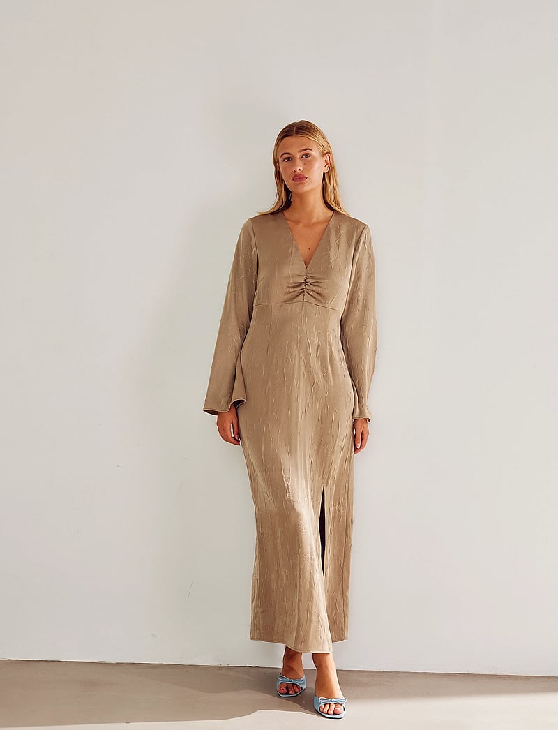 Noella - Kamey Dress - abendkleider - timber brown - 0