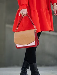 Noella - Blanca Multi Compartment Bag - ballīšu apģērbs par outlet cenām - camel/red/pink - 4