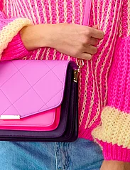 Noella - Blanca Multi Compartment Bag - festtøj til outletpriser - plum/fuscia/neon pink - 4