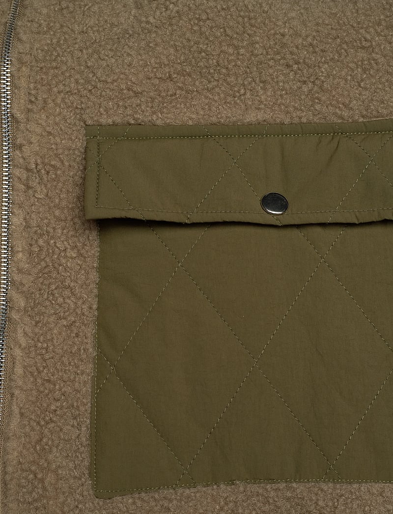 Noella - Effi Pile Vest Polyester - kevättakit - olive/dusty army mix - 3