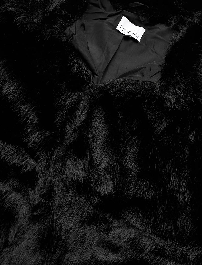 Noella - Lizz Jacket - kunstkarusnahk - black - 4