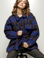 Noella - Koi Shirt Jacket - wool jackets - blue/navy checks - 2
