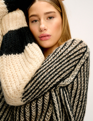 Noella - Liana Knit Sweater - jumpers - cream/black - 5