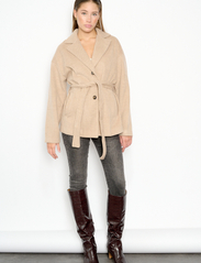 Noella - Nia Jacket - winter jackets - camel - 2