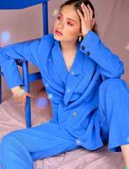 Noella - Mano Oversize Blazer - ballīšu apģērbs par outlet cenām - provence blue - 2
