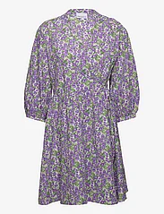 Noella - Mara Wrap Dress - sommerkjoler - lavender/green flower - 0