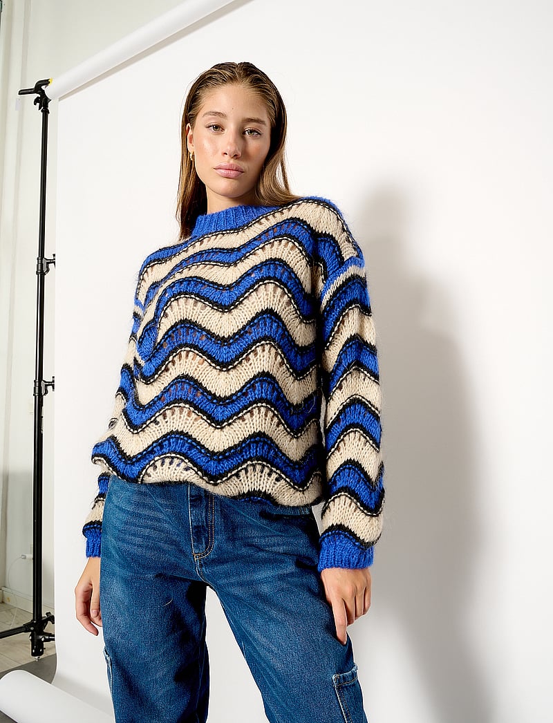 Noella - Panama Knit Sweater - electric blue/sand/black mix - 0