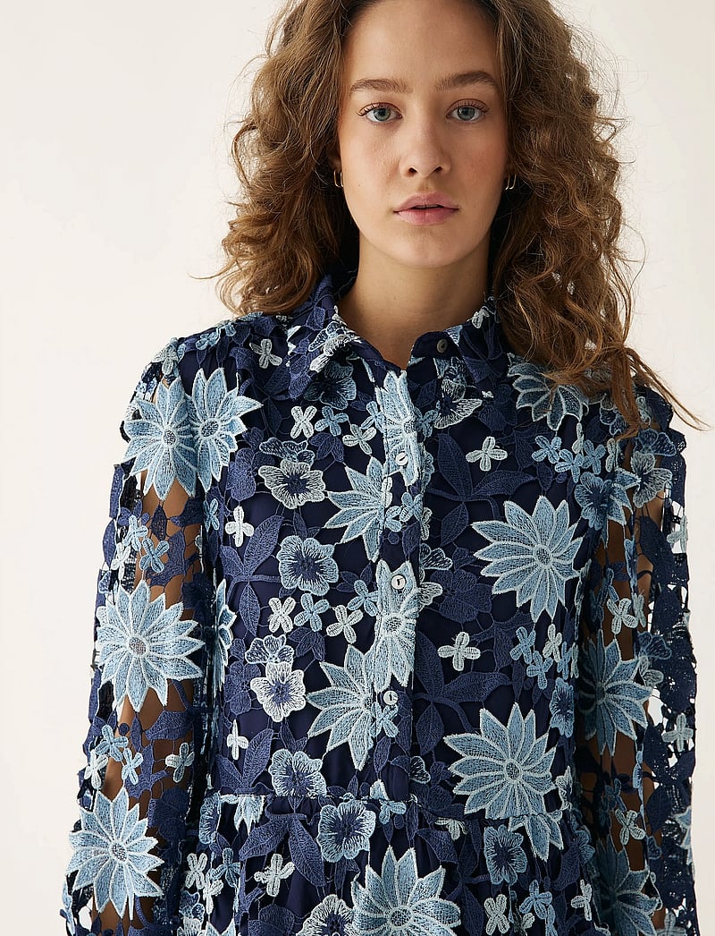 Noella - Star LS Dress - hemdkleider - dark blue mix - 4