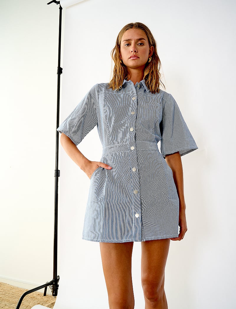 Noella - Benita Dress - minikleidid - light blue - 4