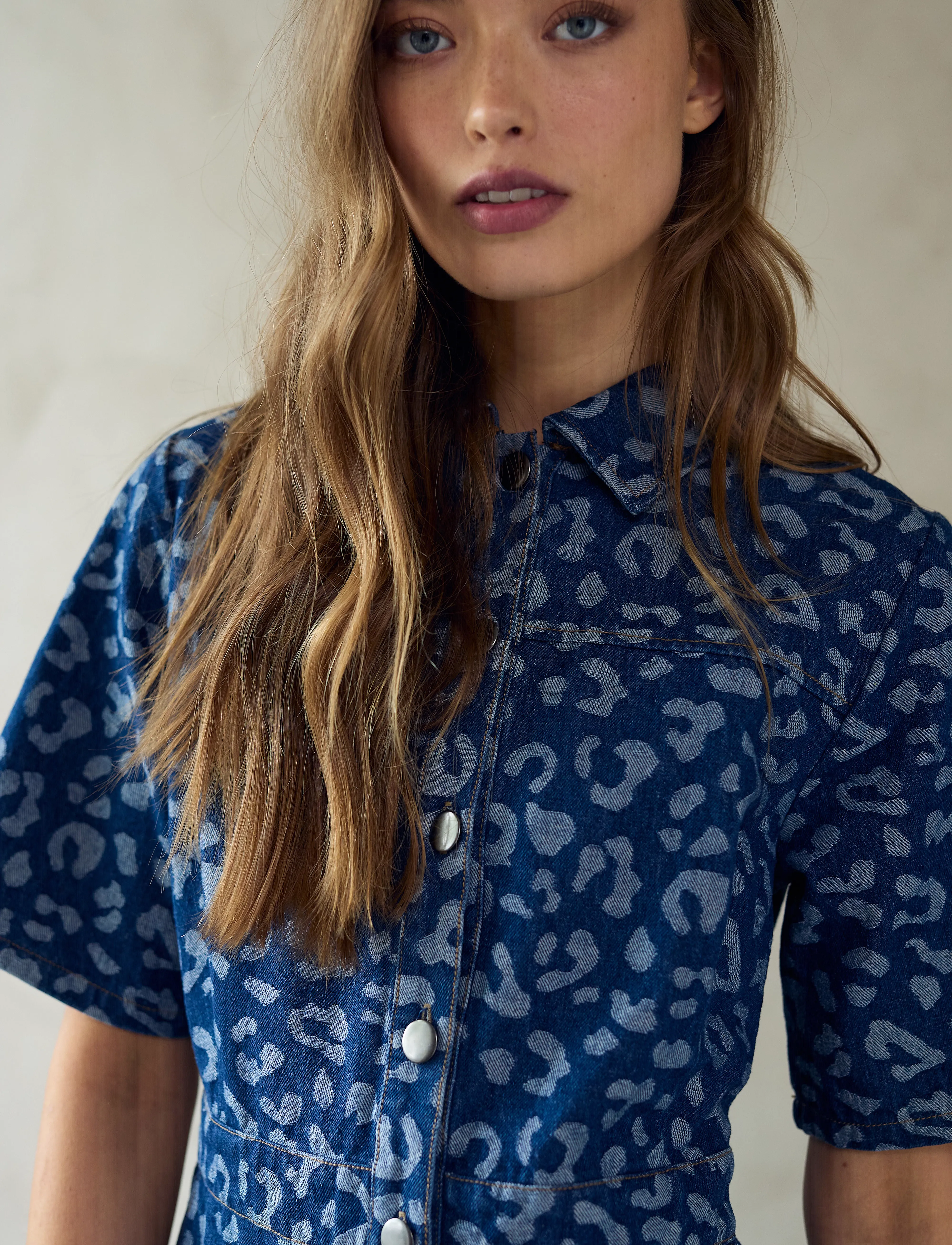 Noella - Benita Dress - skjortekjoler - mid blue wash - 4