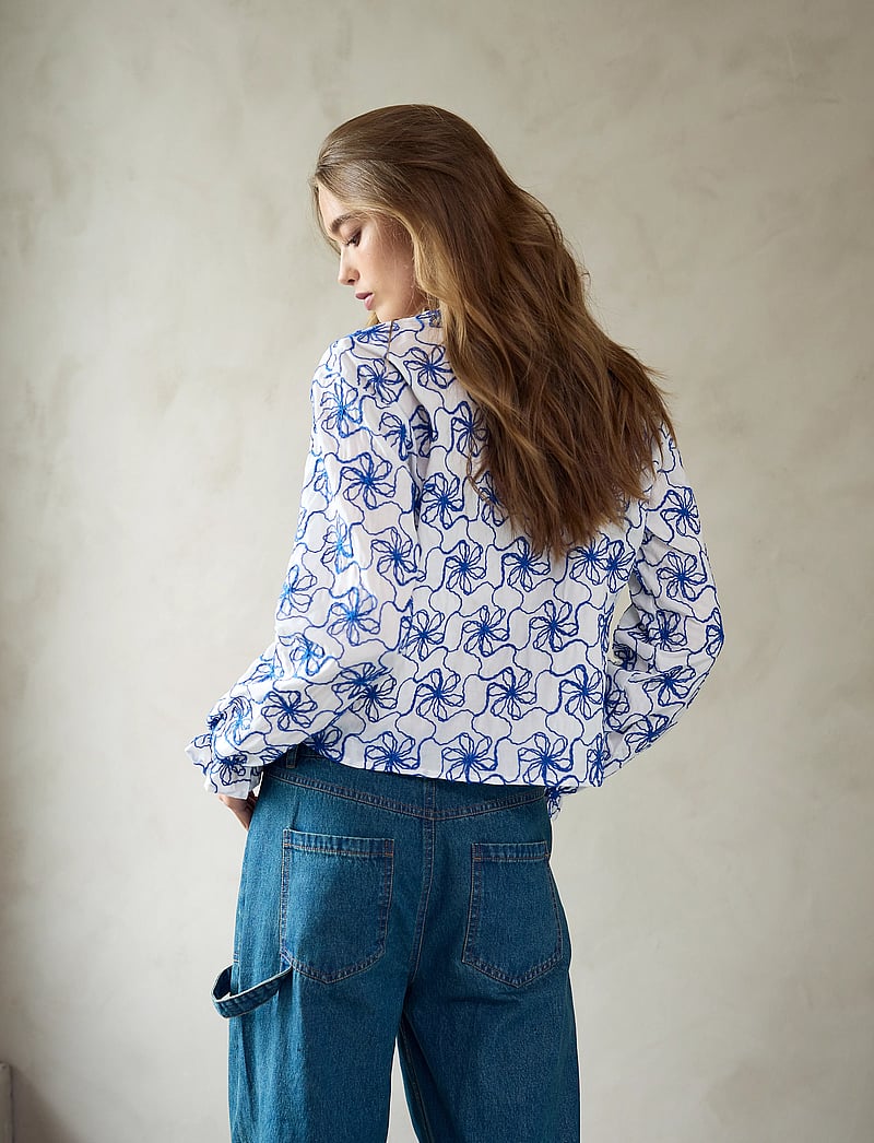 Noella - Krisina Blouse - long sleeved blouses - white blue combo - 3