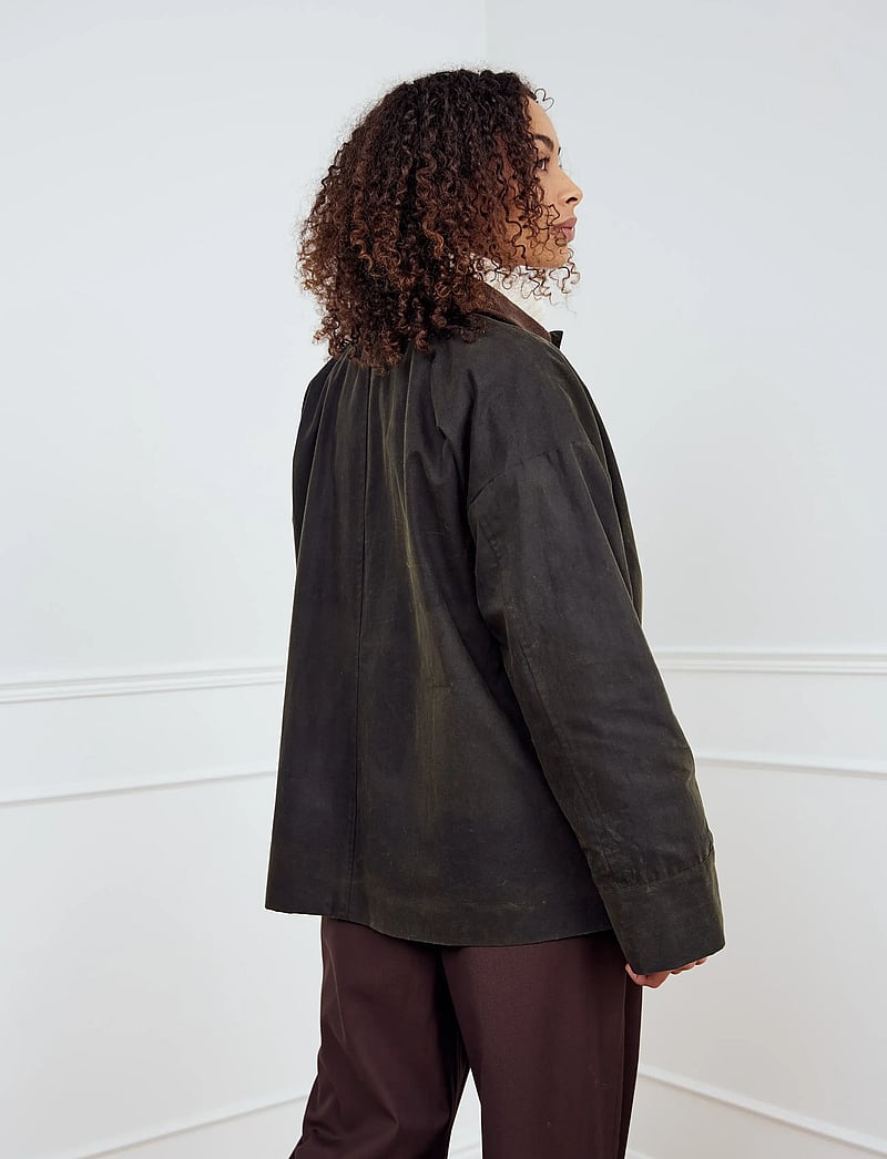 Noella - Lupita Wax Jacket - utility-jakker - military green - 3