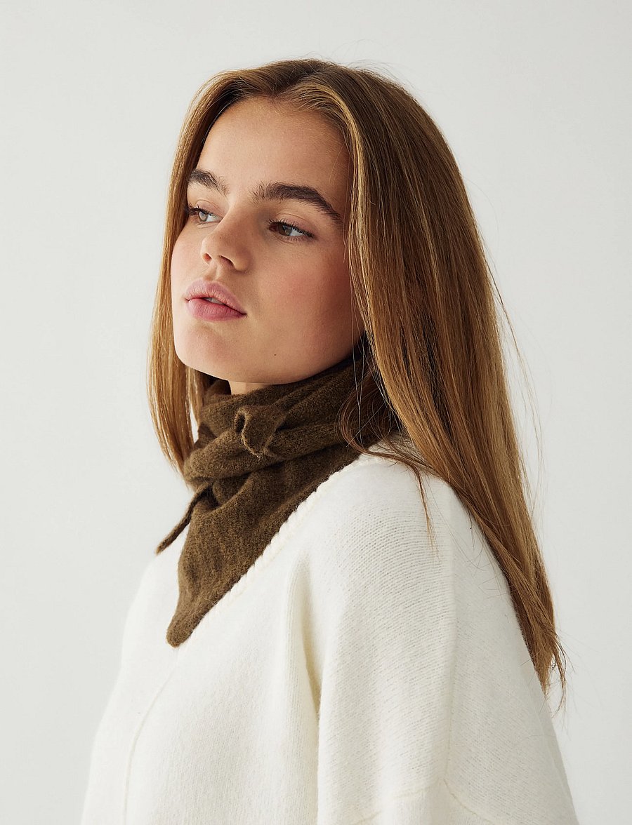 Noella - N-Loenetta Knit Scarf - talvesallid - military green melange - 2