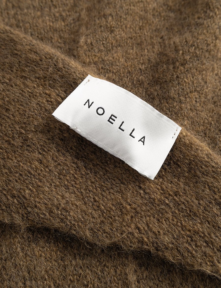 Noella - N-Loenetta Knit Scarf - talvesallid - military green melange - 3