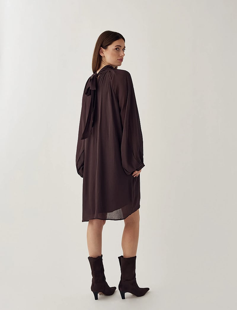 Noella - N-Lorenia Dress - sommerkleider - chocolate - 3