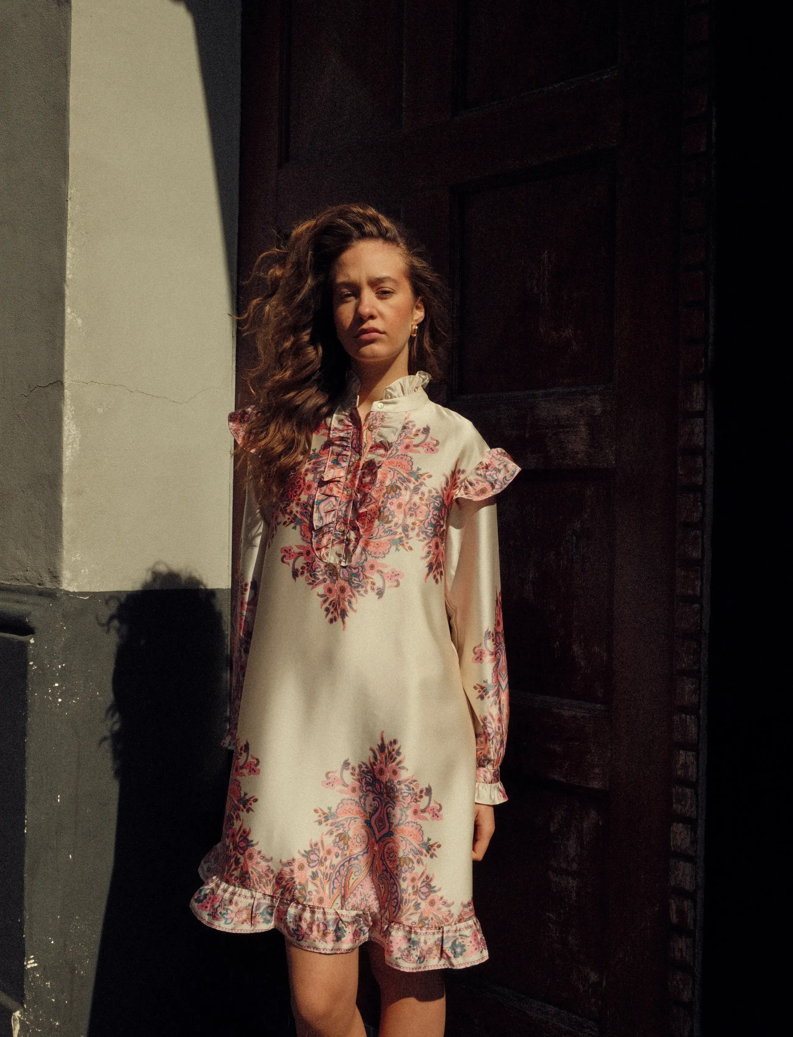 Noella Reno Ruby Ruffle Dress - Midikleider - DRUSELLA PRINT / pink/rose