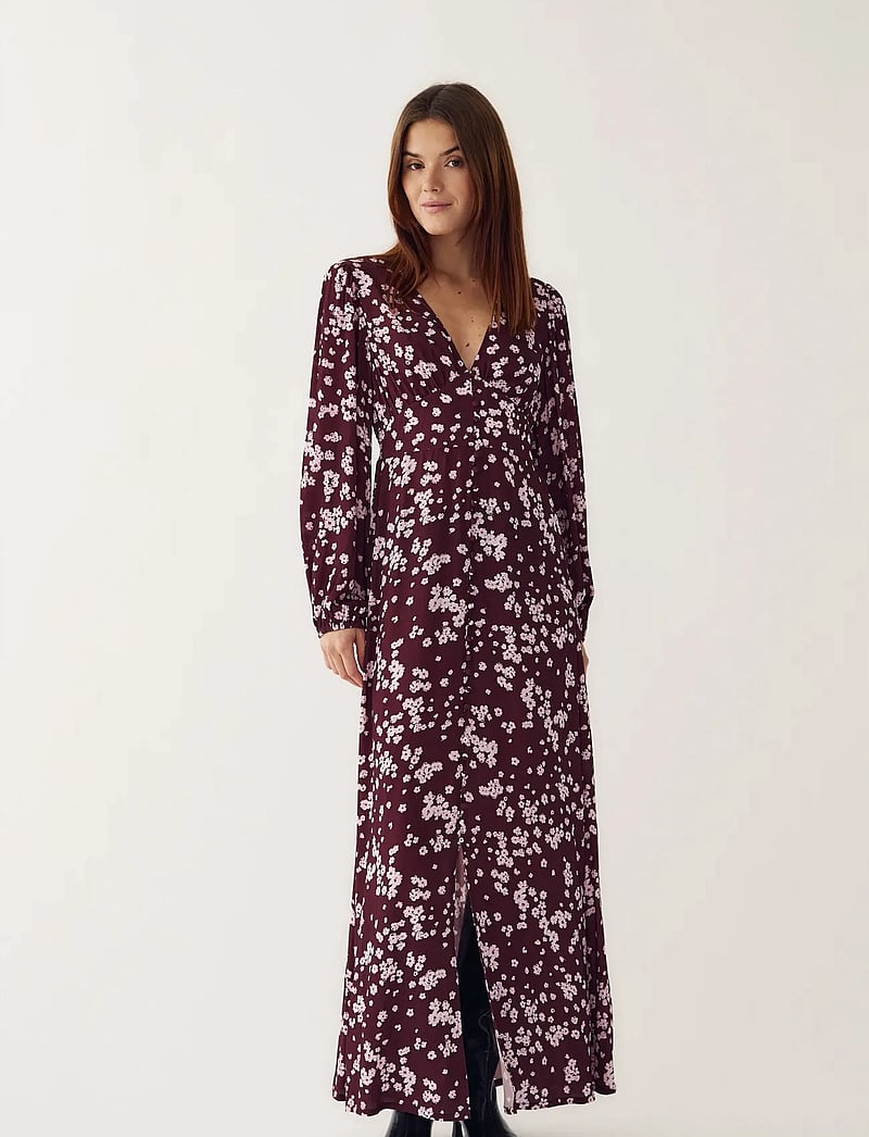 Noella - N-Lilith Maxi Dress - sommerkleider - deja burgundy print - 5