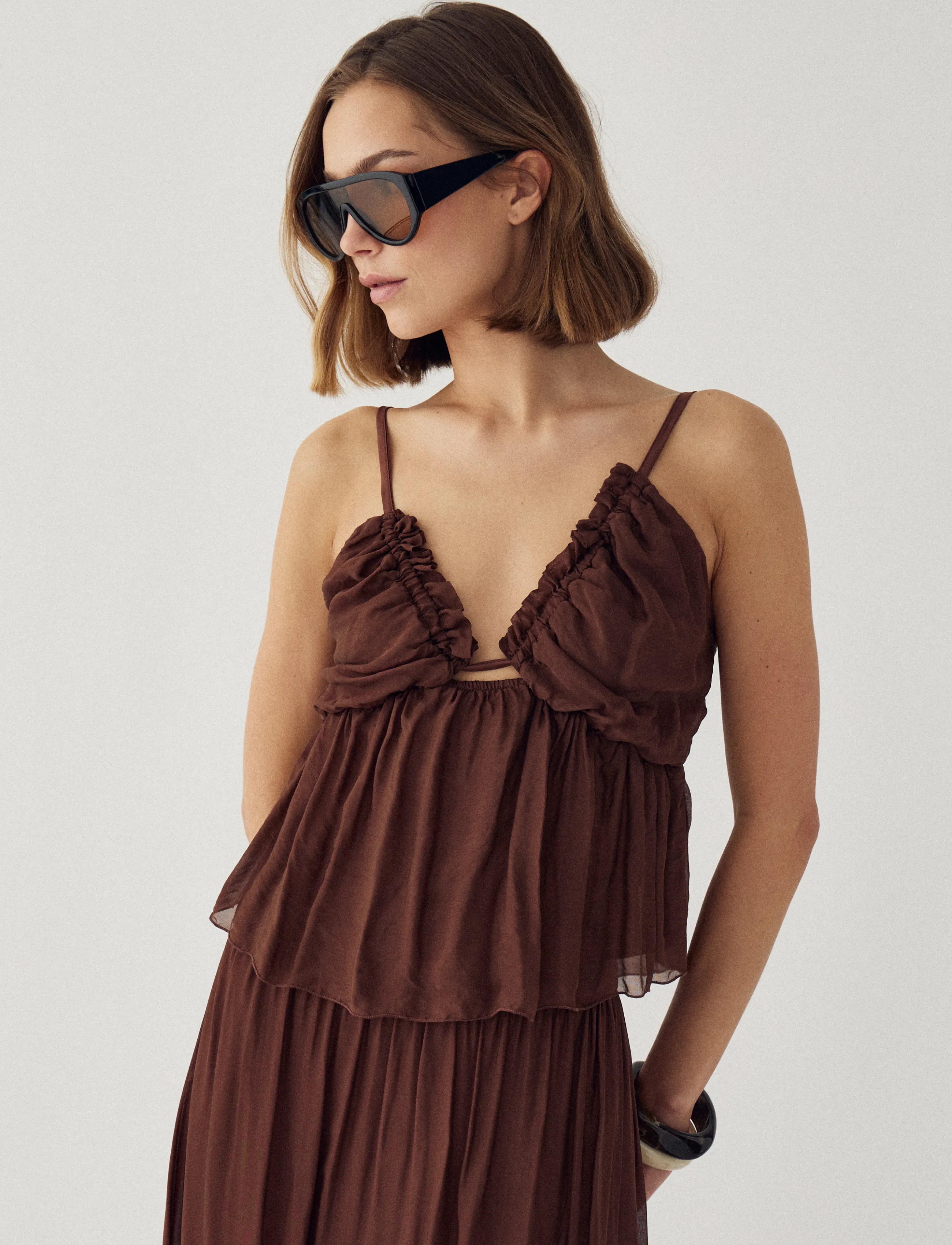 Noella N-Moira Top - Varrukateta pluusid - CHOCOLATE / brown