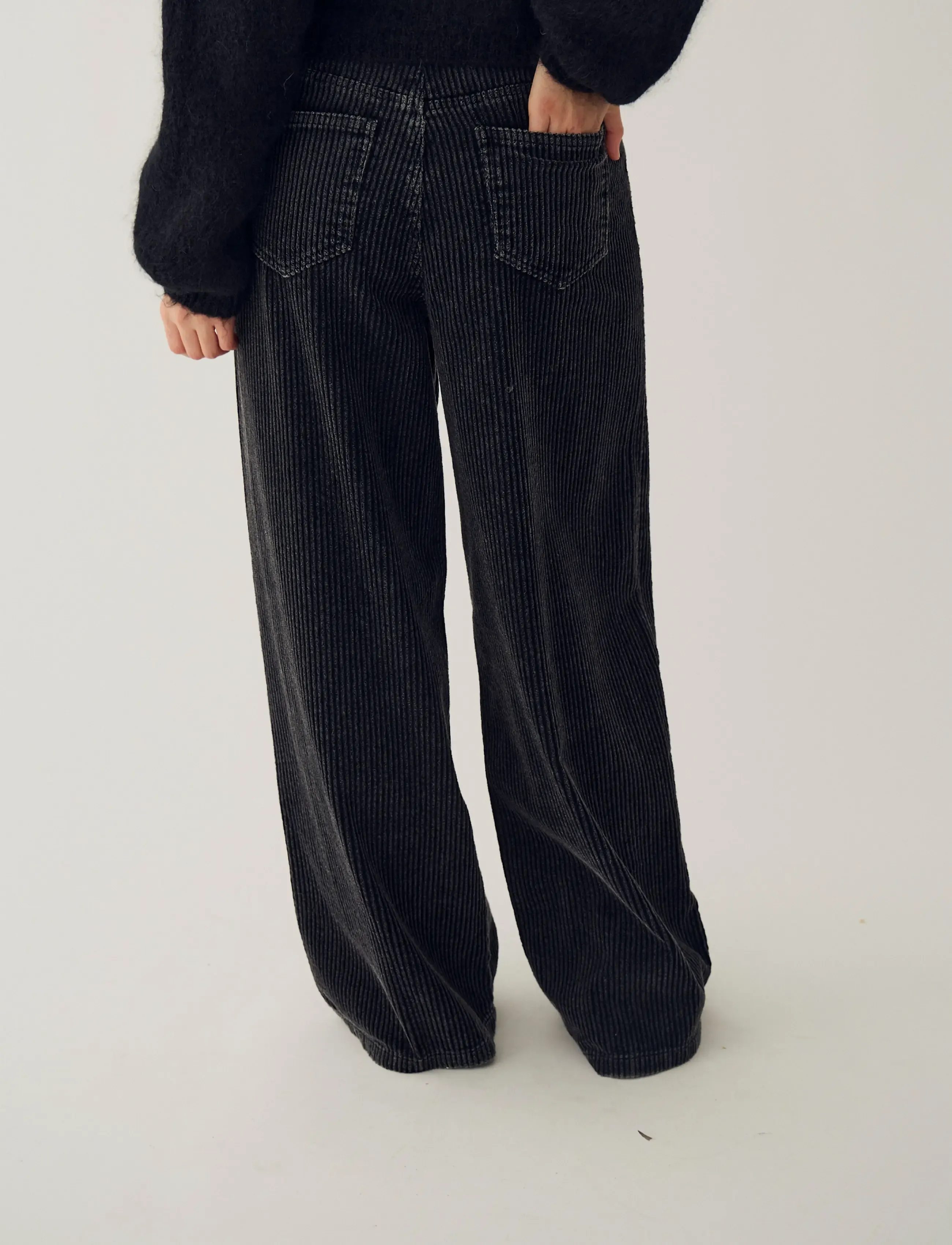 Noella - N-Maysa MW Pants - culottes - black wash - 3