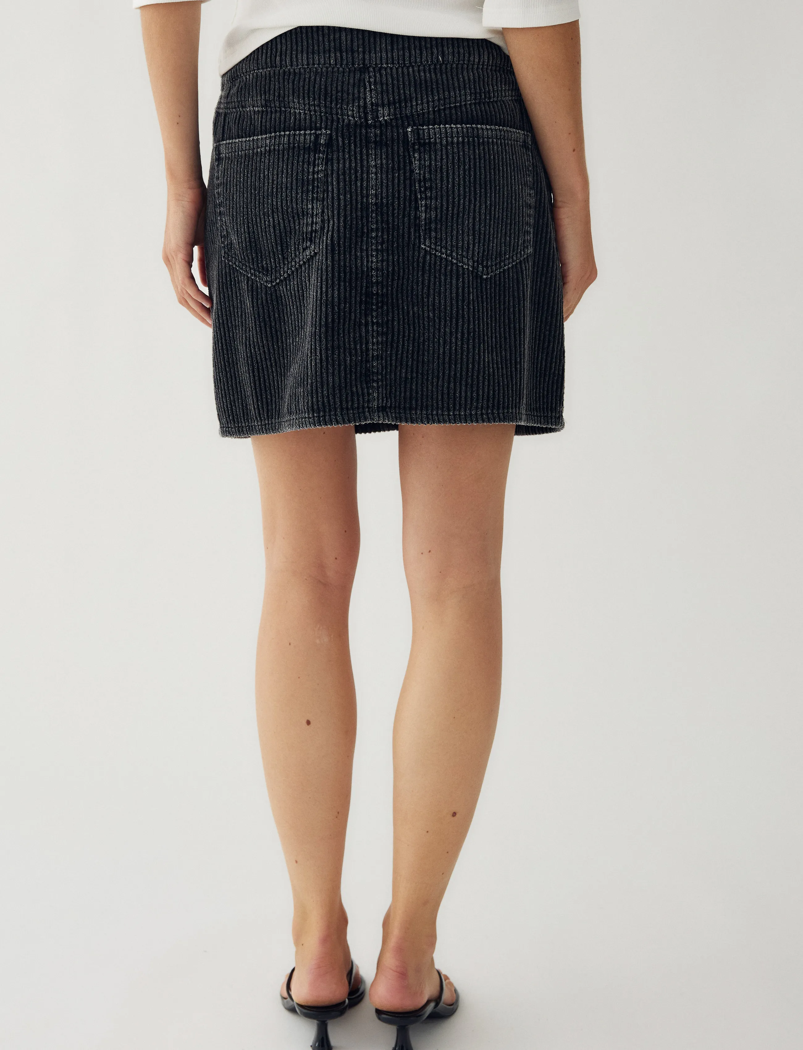 Noella - N-Merryll Skirt - short skirts - black wash - 4